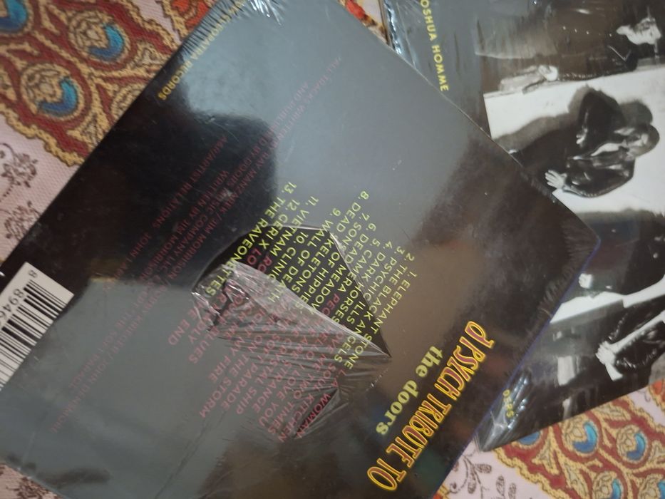 Cds novos selados Iggy Pop Specials homenagem a Doors