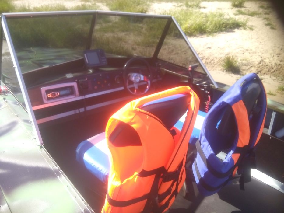 Прогресс 4,мотор Tohatsu M30, подьемник