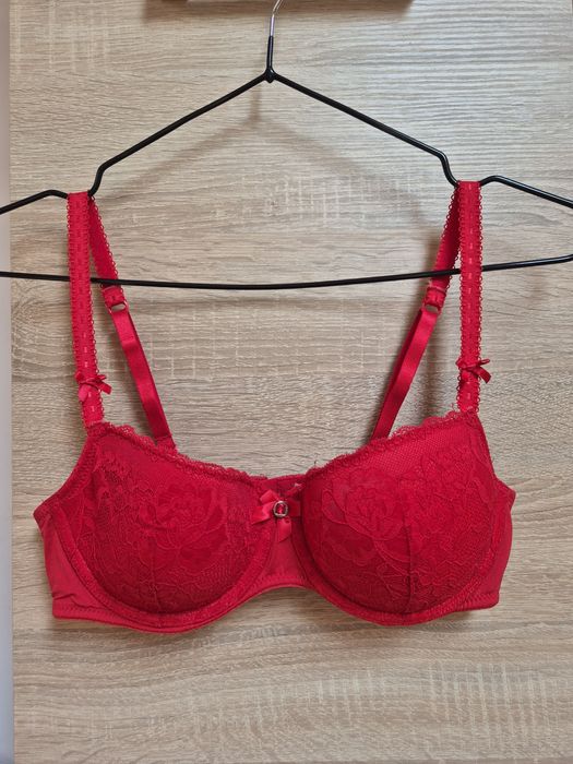 Czerwony biustonosz Hunkemöller 80B - Stan idealny