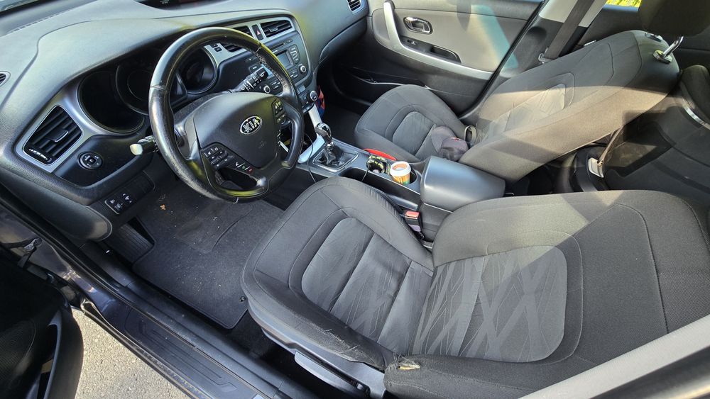 Kia Cee'd 1.6crdi 128km 2013r skrzynia 6, bardzo dobry stan!