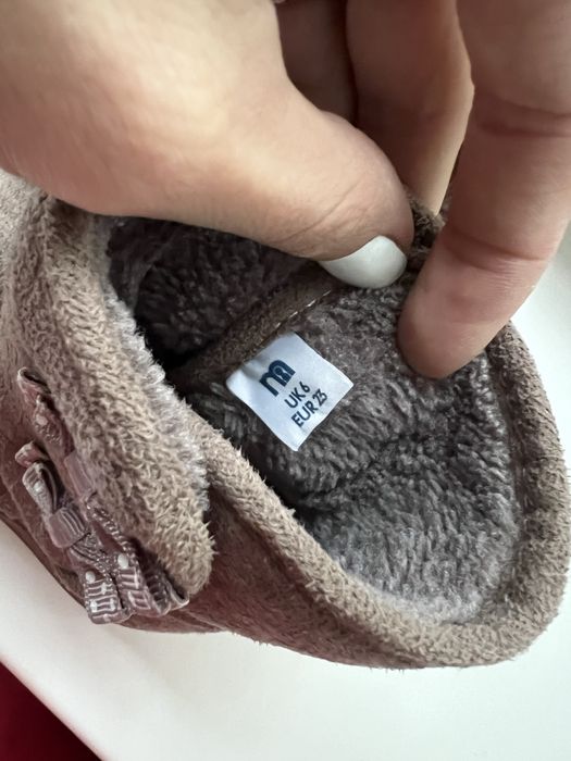 Чоботи дитячі 23