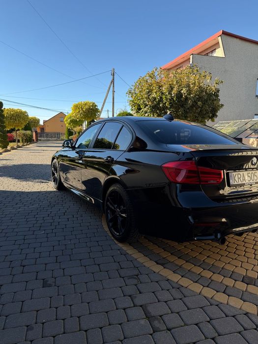 BMW Seria 3 BMW 320i 184 KM Automat | Czarny | 2017