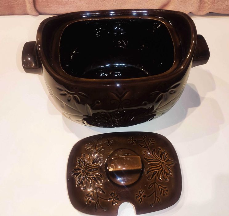 Zestaw 6 glinianych naczyń PRL