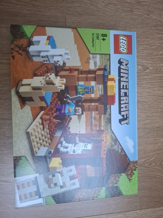 LEGO MINECRAFT Punkt Handlowy 21167