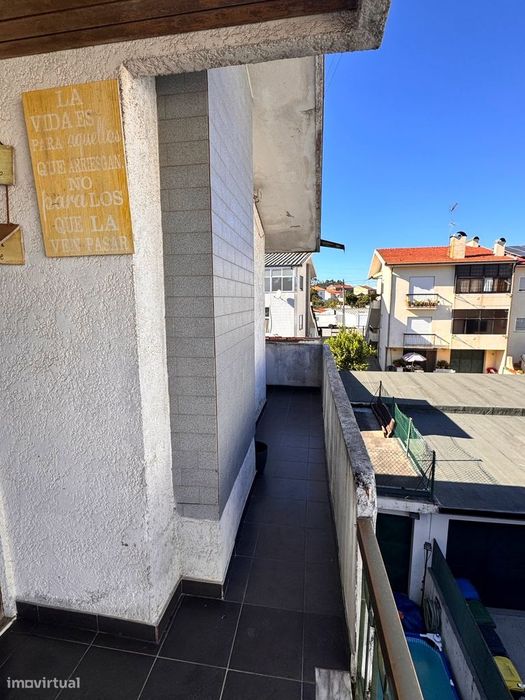 Andar de moradia T3 com garagem, em Ermesinde