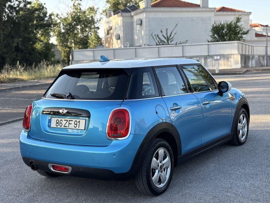 Mini cooper D 1.5 de 120cv