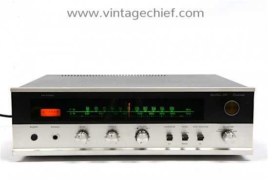 Amplificador SANSUI Solid state 200