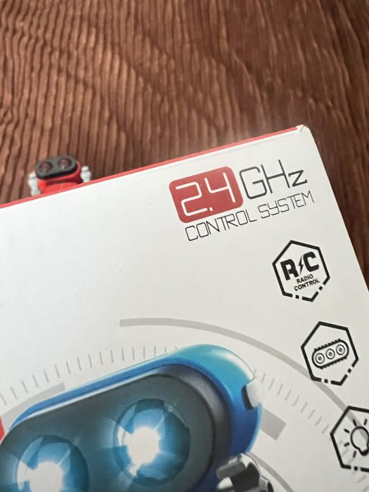 Машинка!Роботи на радіокеруванні! США! Амазон!Світло. Звук.