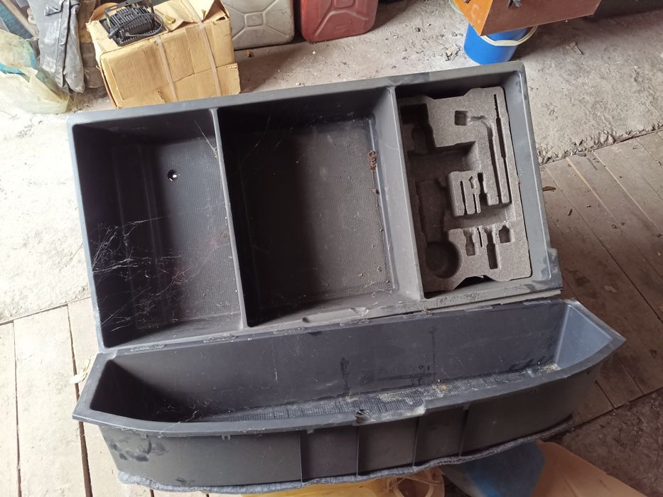 Ящики в багажник Kia Carens 3