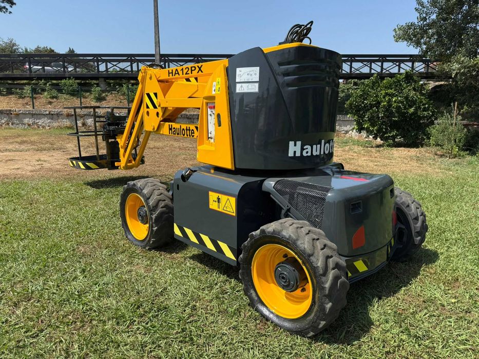 Plataforma elevatória Haulotte HA12 PX