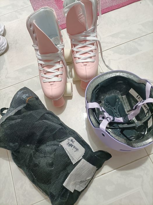 Patins capacete e proteções