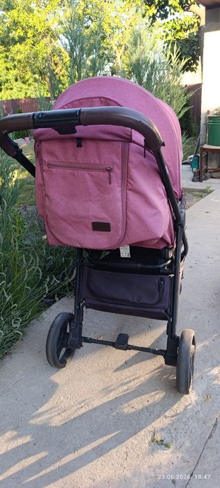 Продам дитячу коляску.