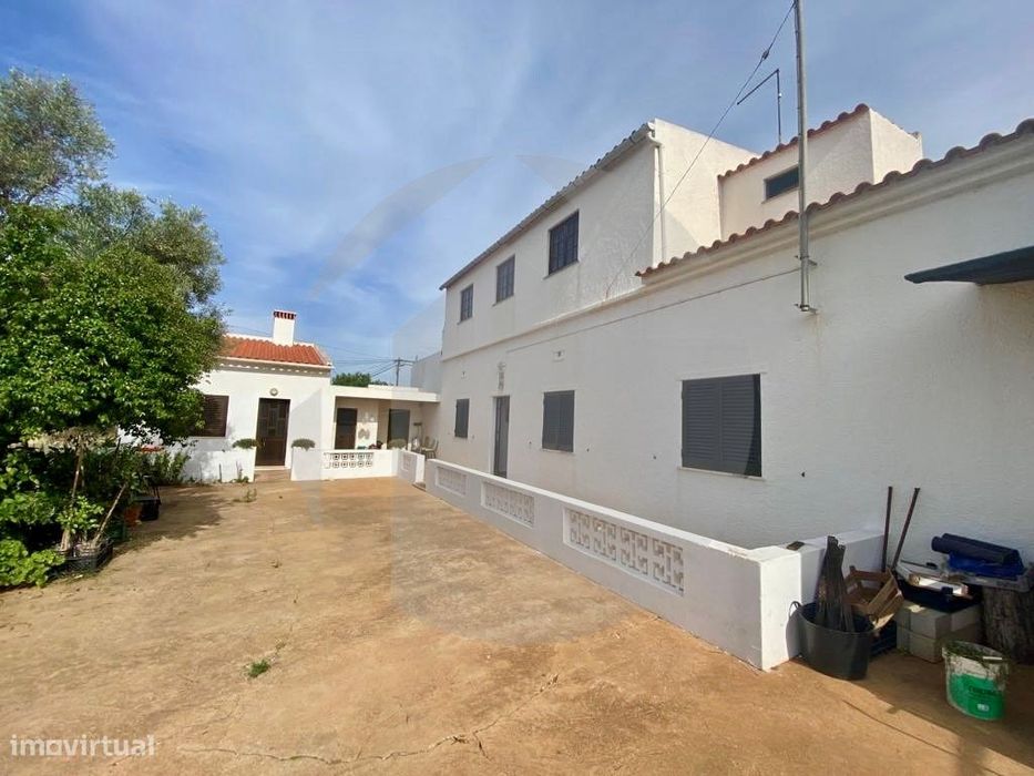 Moradia Tradicional Algarvia em Vale Judeu