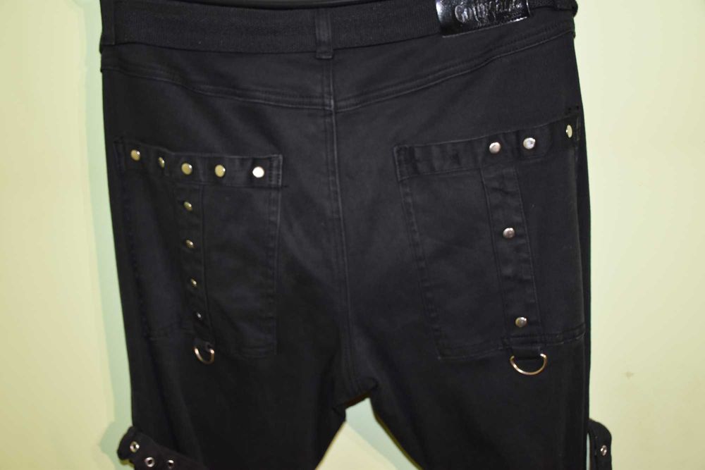 Spodnie w stylu gotyckim/punk