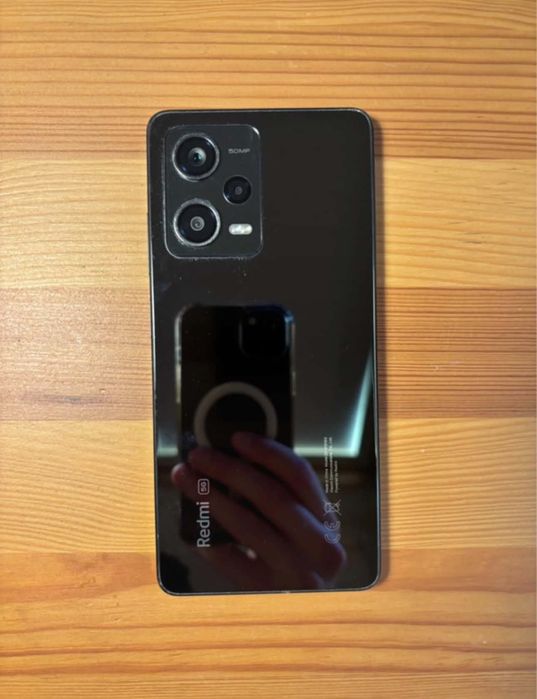 Smartfon Xiaomi Redmi Note 12 Pro 5G.