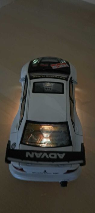 Carro Mitsubishi