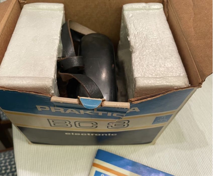 Máquina fotográfica Praktica