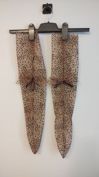 Skarpetki eleganckie w groszki