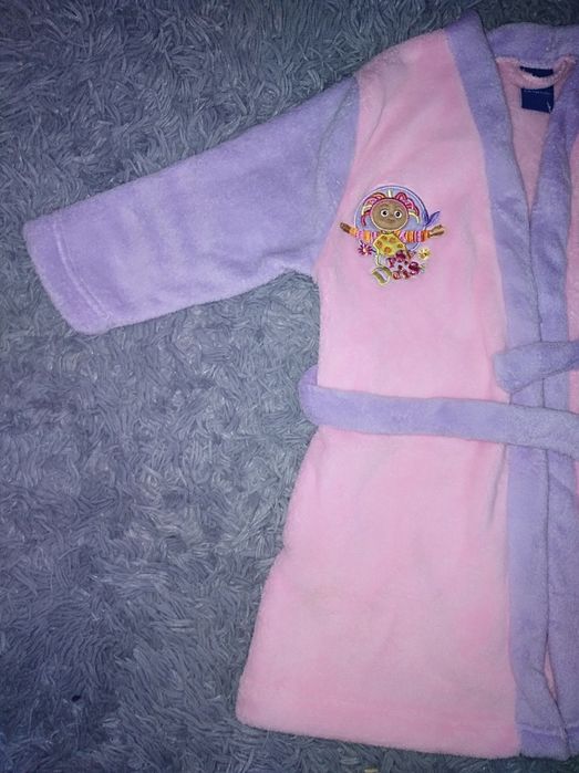 Szlafrok dziewczęcy Upsy Daisy nowy