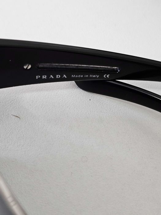 OCulos de Sol como novos PRADA