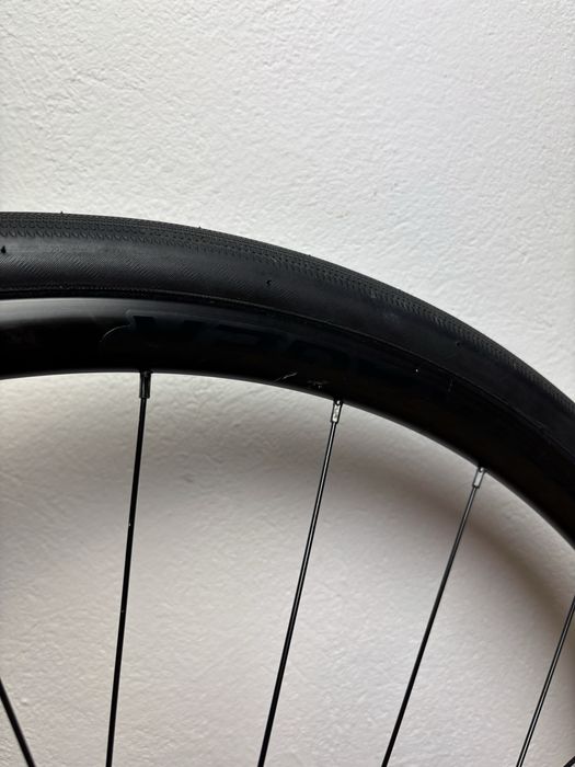 Koła Bontrager Paradigm SL 6-Bolt Disc Trek Tubeless Ready + Tarcze