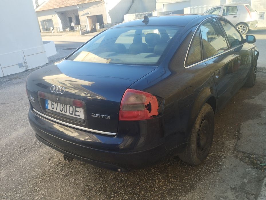 Audi   vendo ou troco urgente