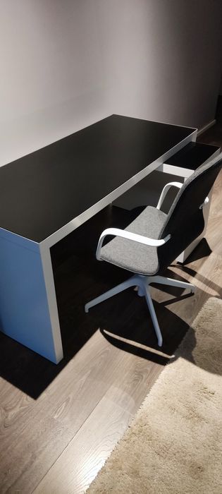 Secretária MALM Ikea + Cadeira LÅNGFJÄLL