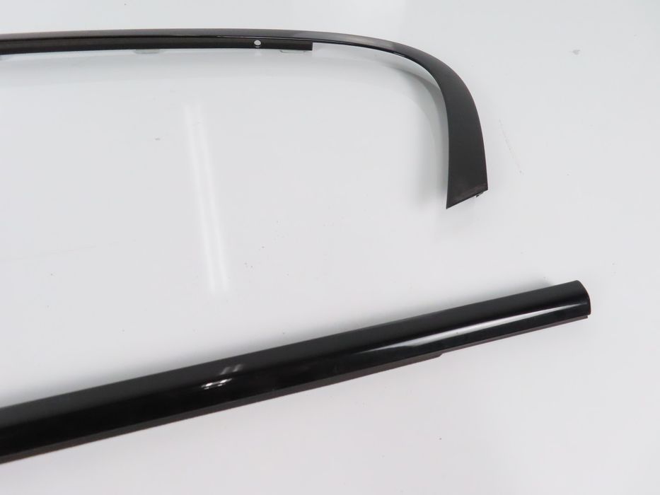 Conjunto Frisos Porta Bmw 5 Ref: 51357209711 / 51357209709