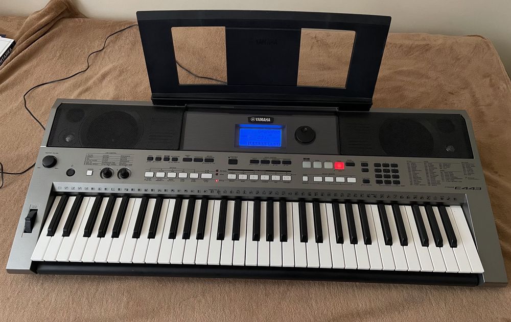 3 x keyboardy Yamaha PSR-E443