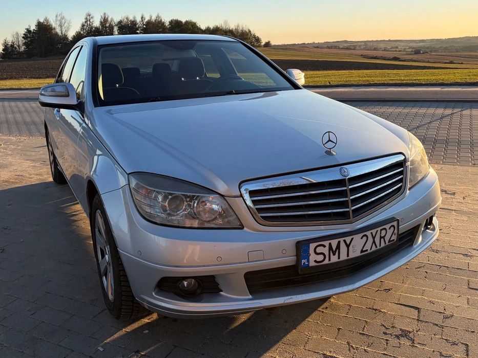 Mercedes-Benz Klasa C Mercedes C-Klasa W204 | Benzyna + LPG | Ekonomiczny | 2 komplety opon