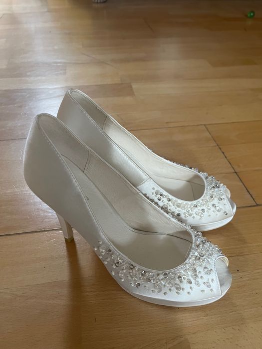 Buty ślubne MENBUR rozmiar 37