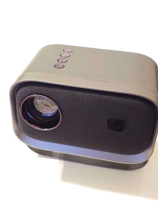 Projektor multimedialny TFT LCD do domu biura