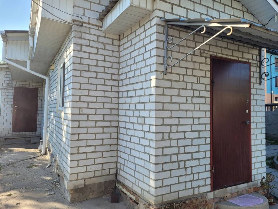 Будинок у Черкасах у тихому місці, 571564
