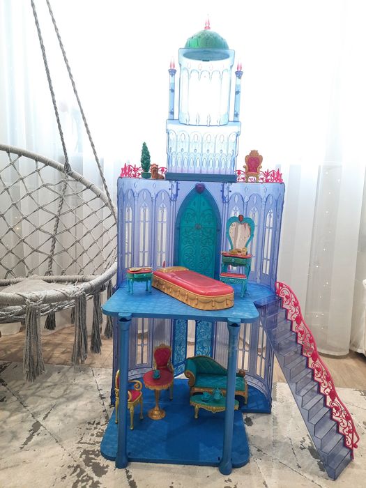 Barbie diamentowy zamek- The Diamond Castle