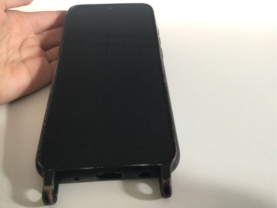 Troco o meu telemovel para uma iphone 14 pro max