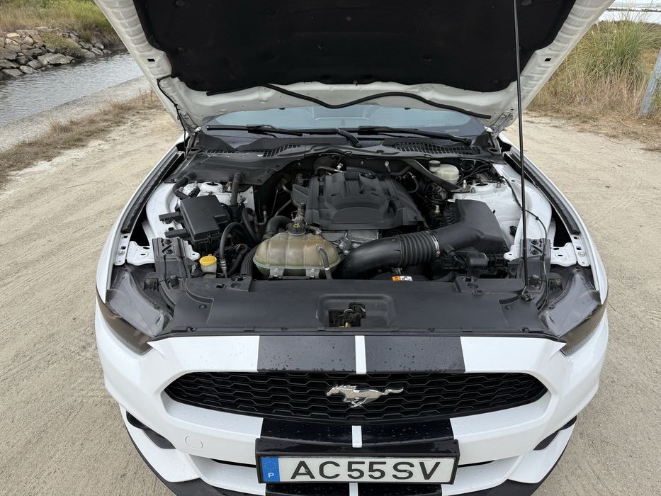 Ford Mustang 2.3 i Ecoboost  cx Manual 6v