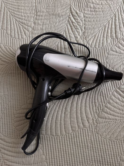 Хороший фен Philips