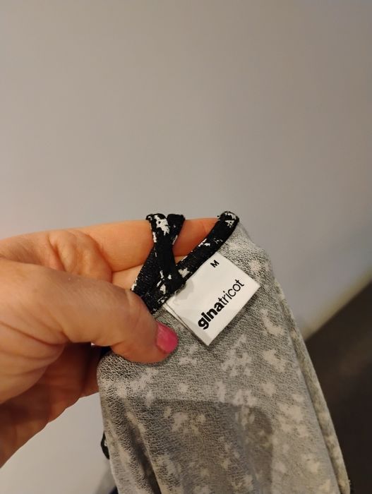 Sukienka Gina Tricot M