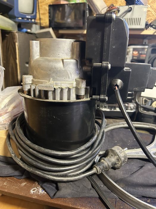 Мотор с минимойк