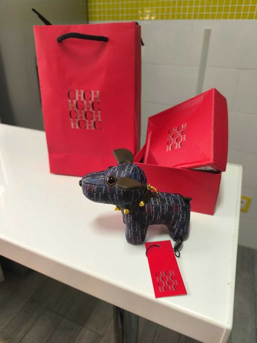 Porta - chaves Cão Carolina Herrera Novo