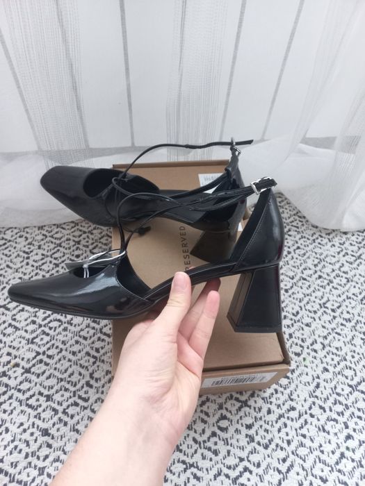 Нові туфлі reserved 40 розмір