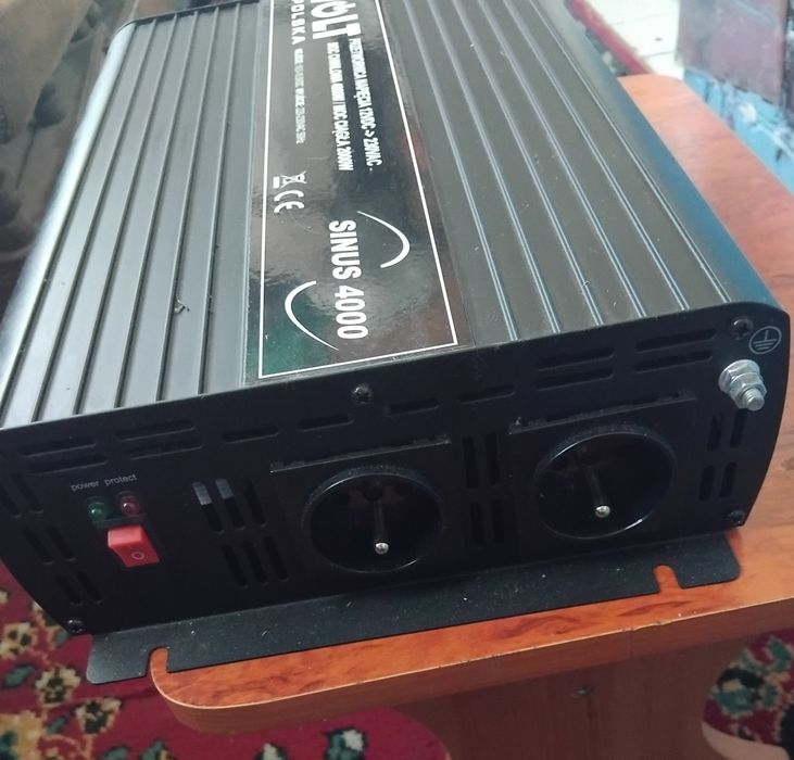 Инвертор, перетворювач напруги volt polska sinus 4000