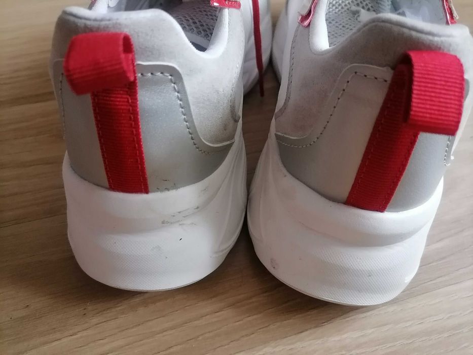 Białe adidasy 40