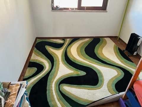 Tapete feito à mão com certificado de autor