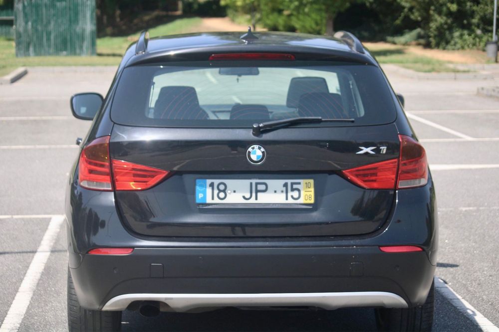 carro Bmw x1 2010
