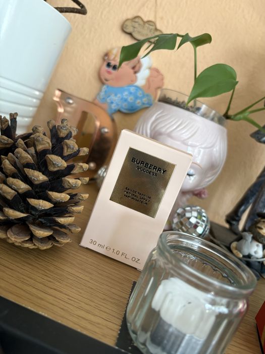 Burberry 30 ml kartonik
