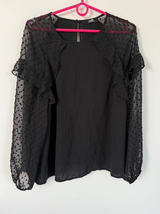 Czarna koszula elegancka z ozdobnymi rękawami Wallis