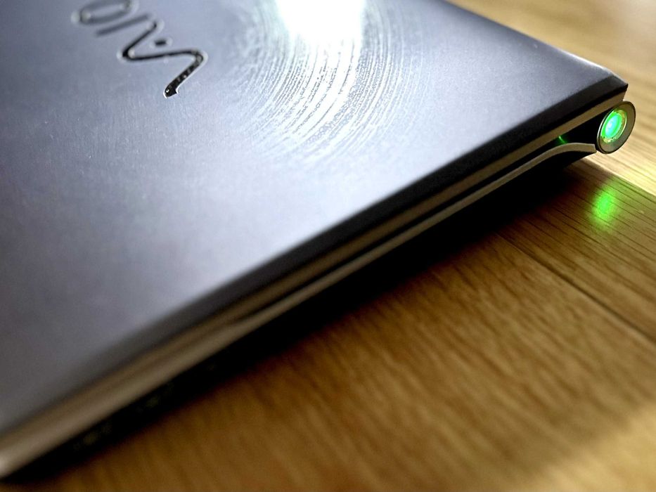 Sony VAIO VGN-F21L 17" / SPRAWNY / Intel 2.0GHz / 4GB RAM / Windows 7