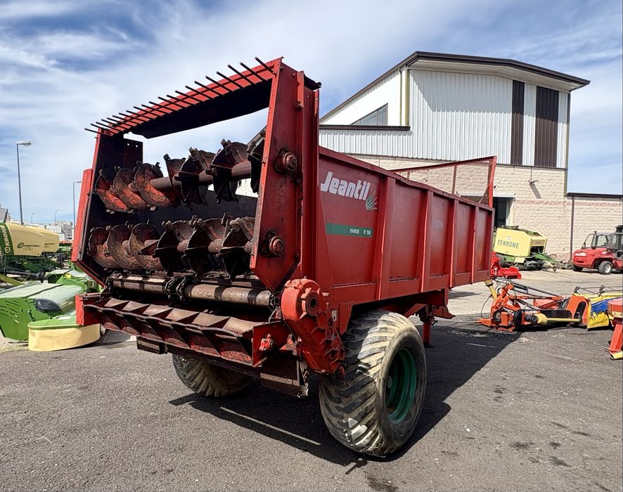 reboque distribuidor de estrume