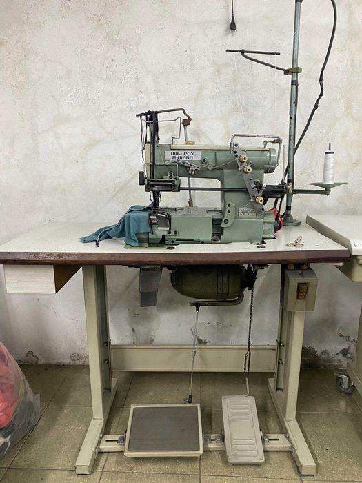 Máquina industrial de vies e elástico